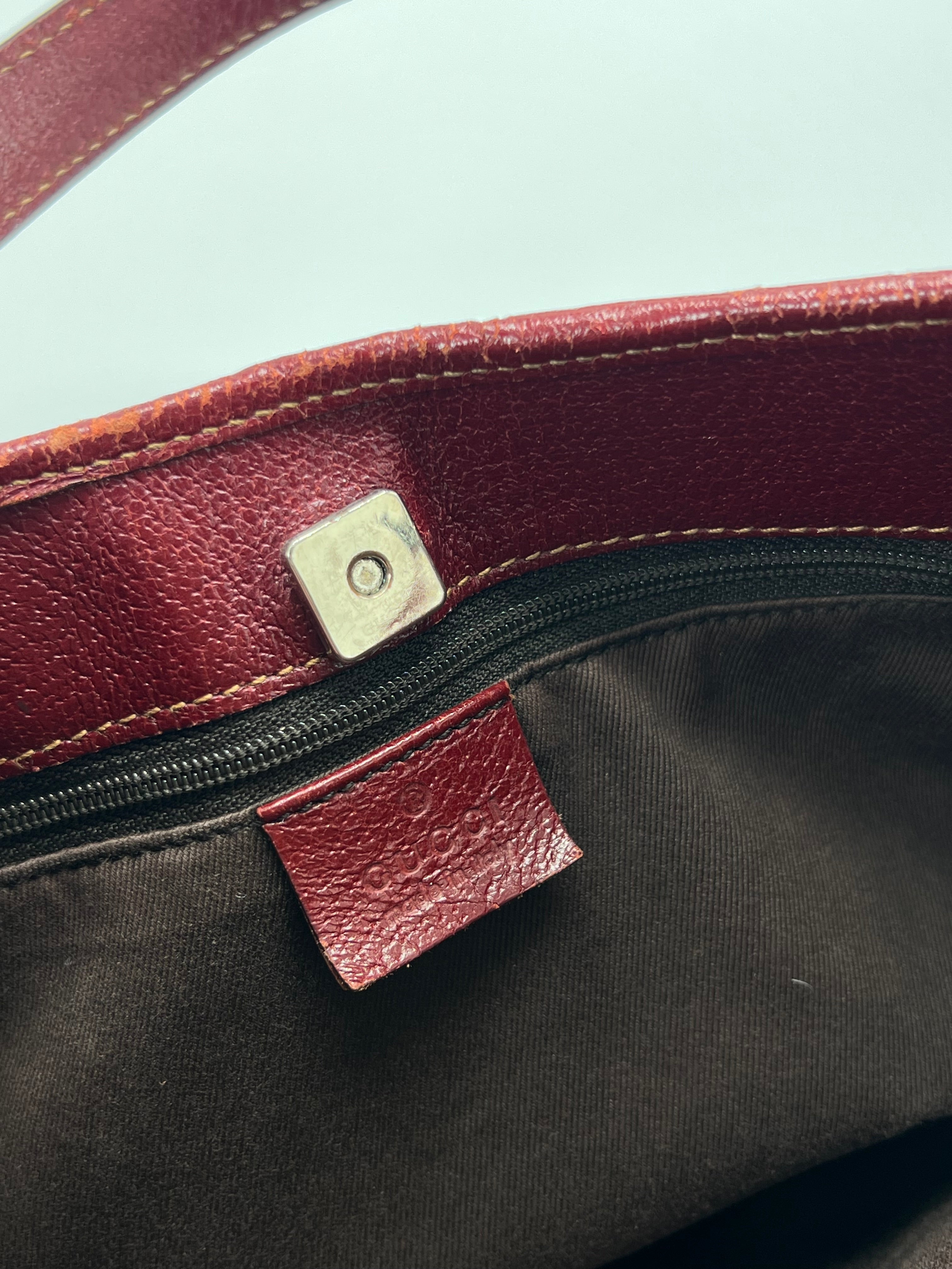 Gucci Hobo Handbag Wine Red