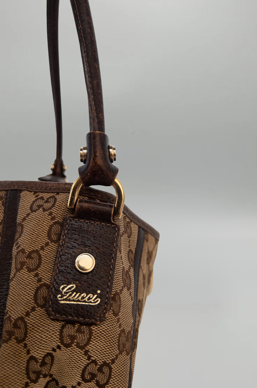 GUCCI ABBEY HANDBAG