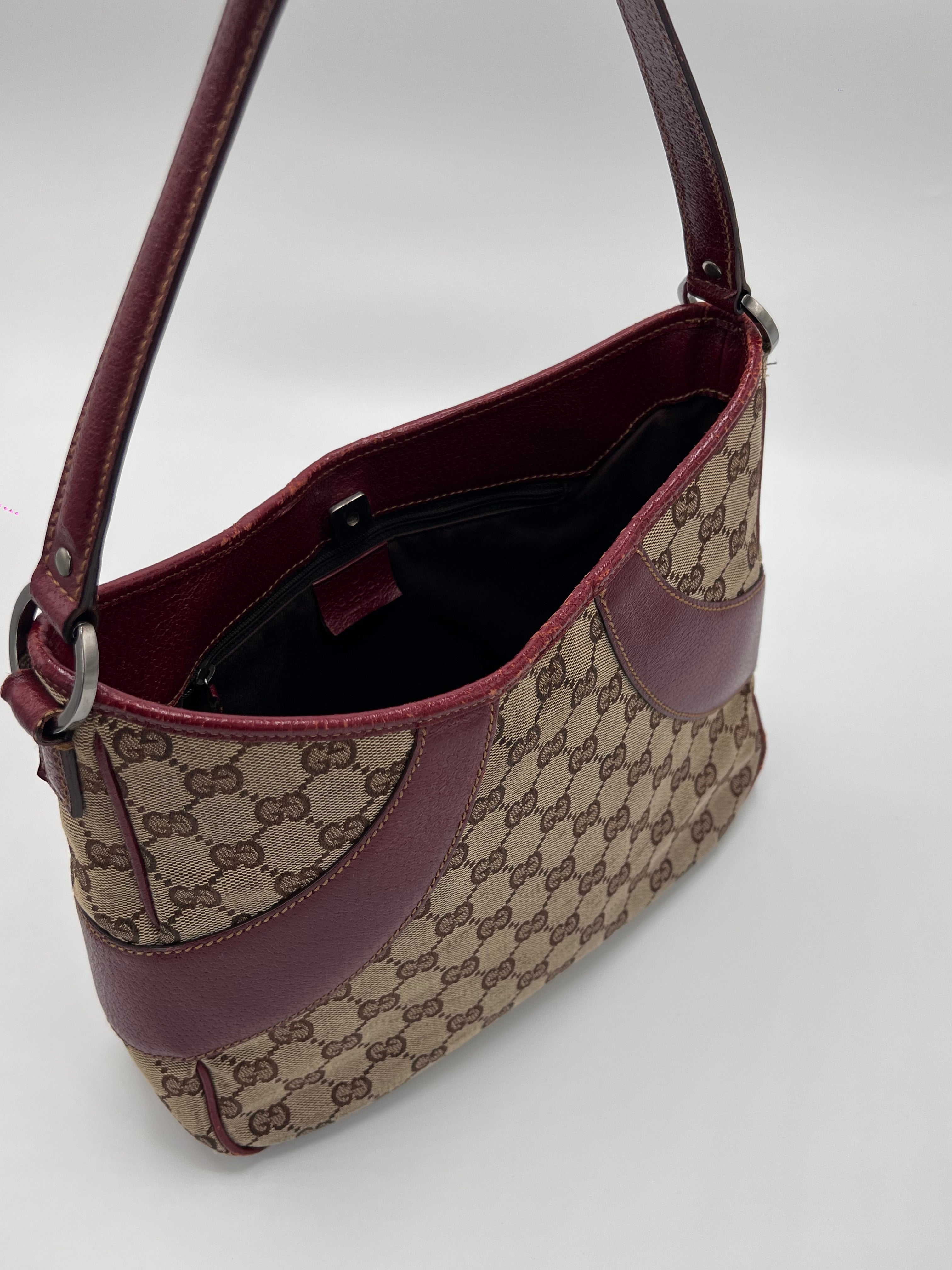 Gucci Hobo Handbag Wine Red