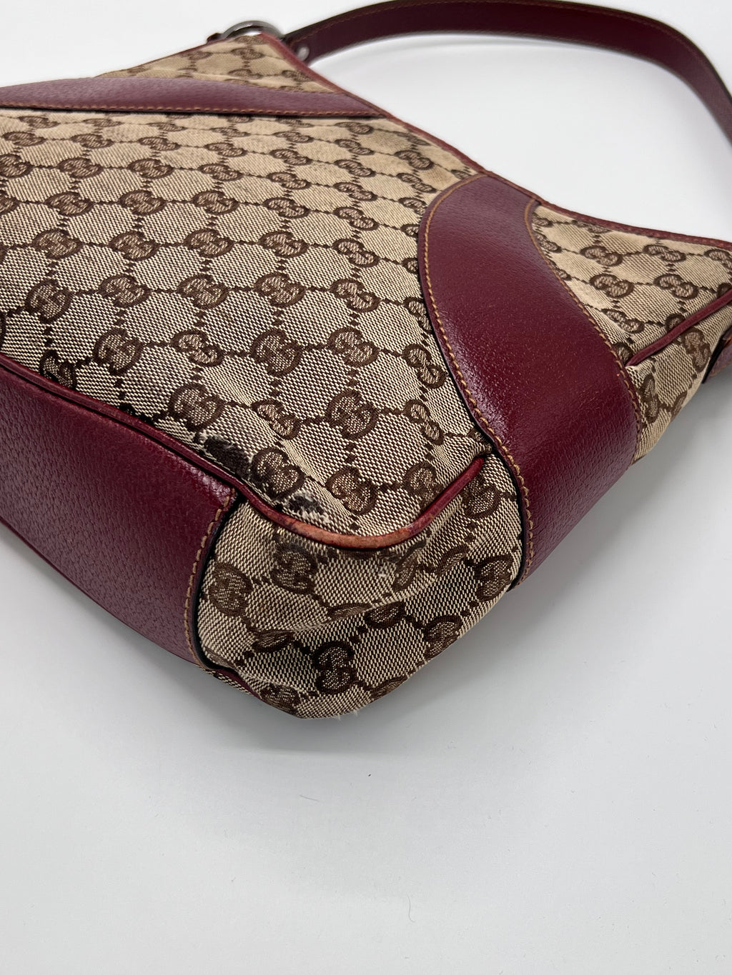 Gucci Hobo Handbag Wine Red