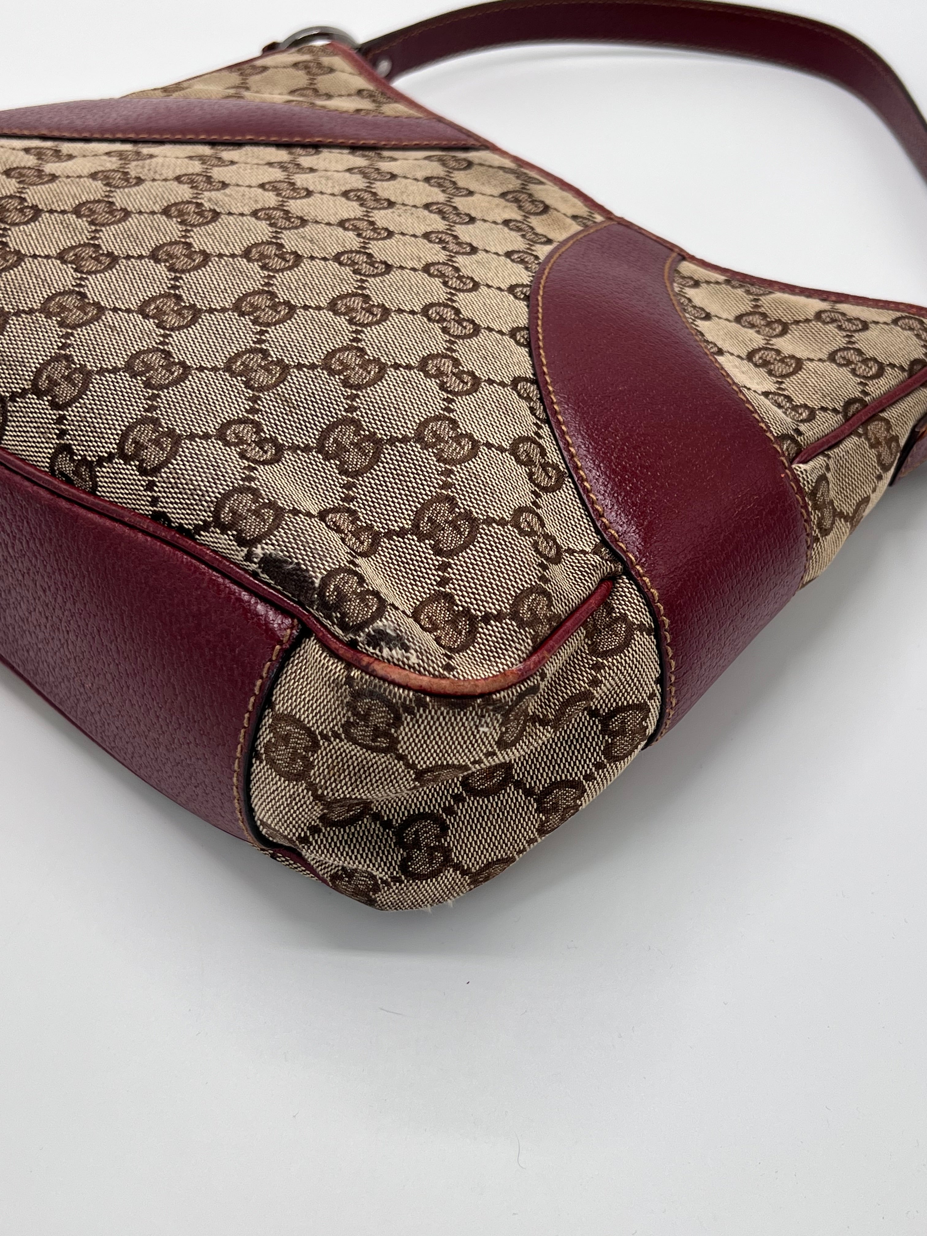 Gucci Hobo Handbag Wine Red