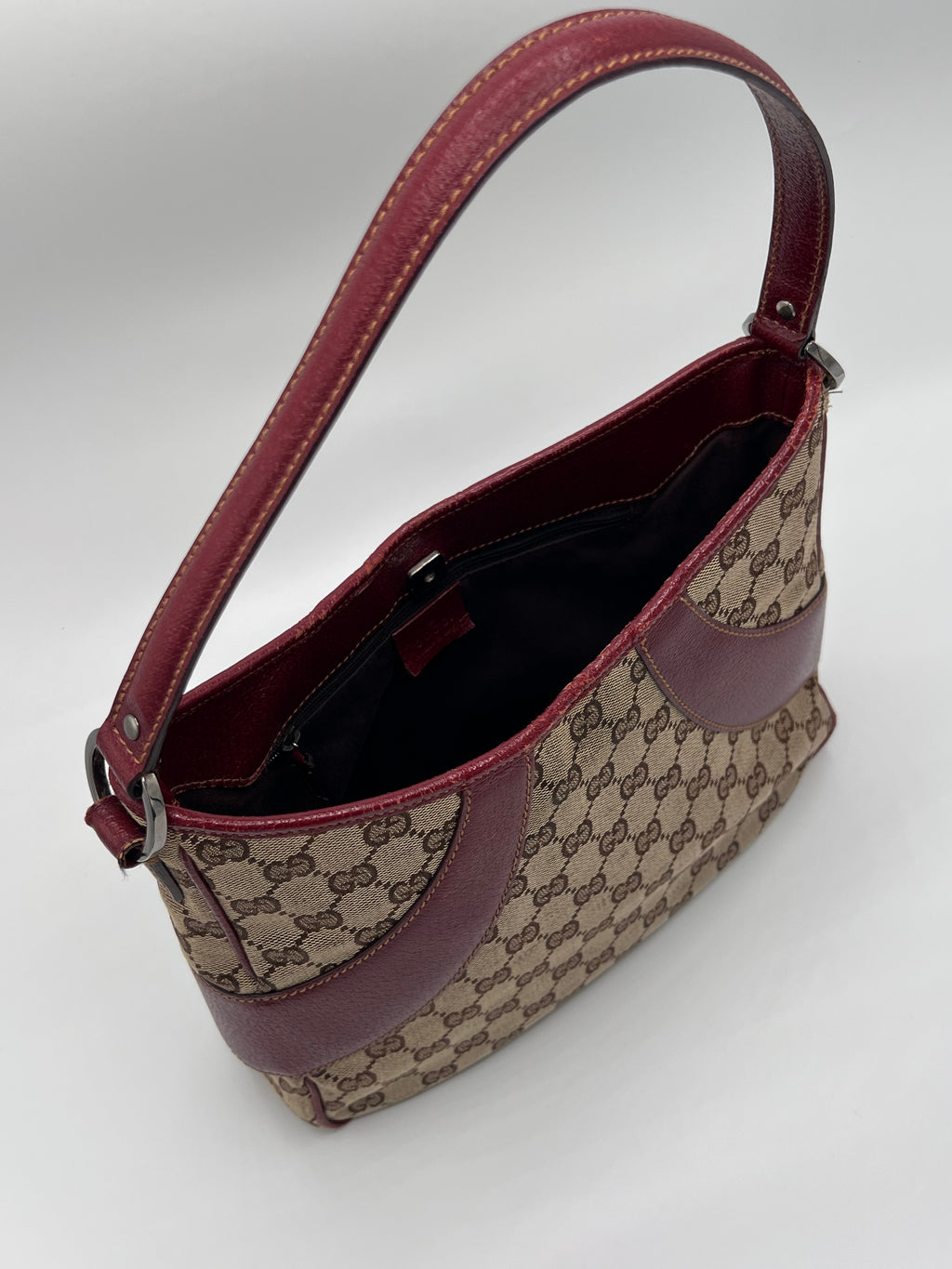 Gucci Hobo Handbag Wine Red