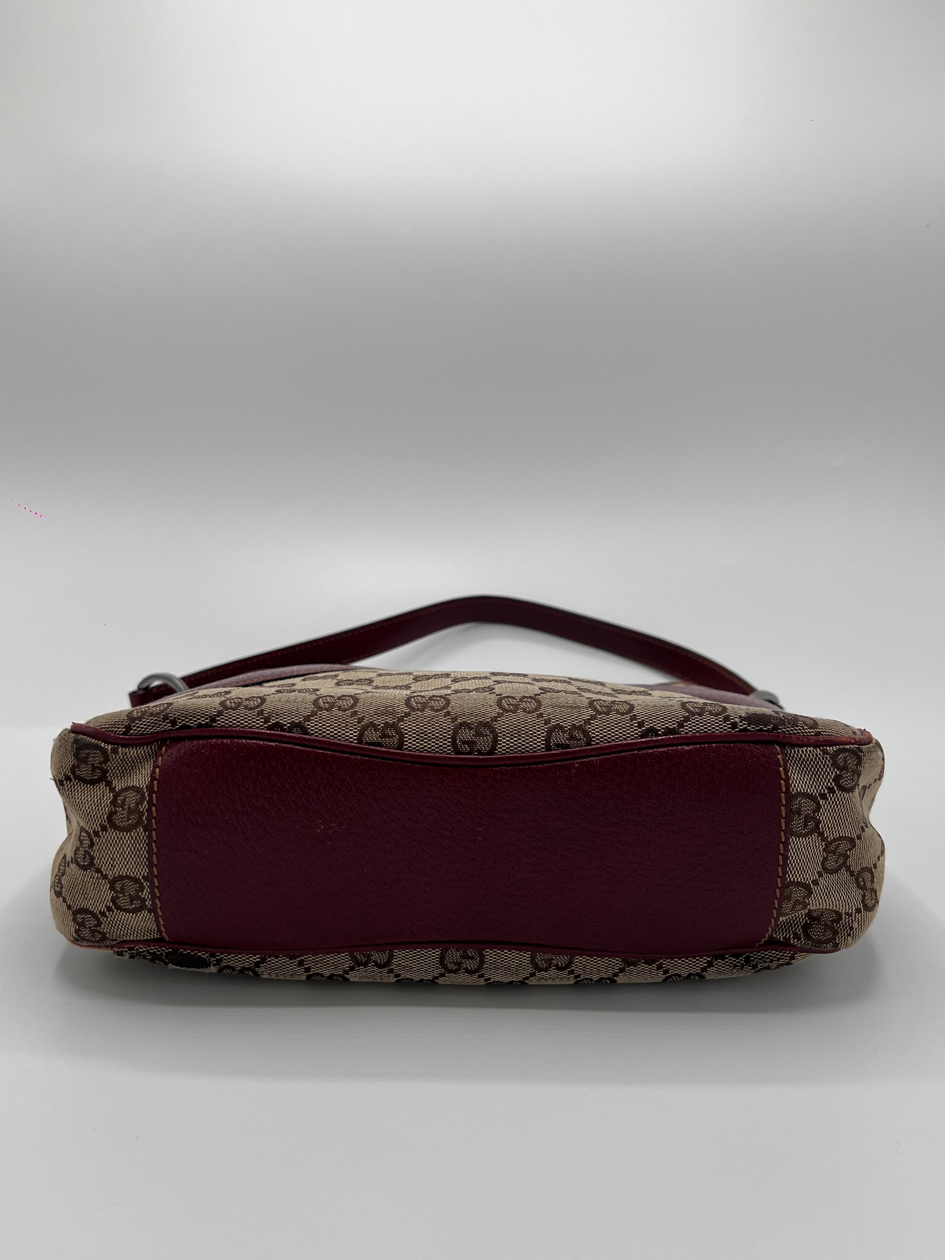 Gucci Hobo Handbag Wine Red