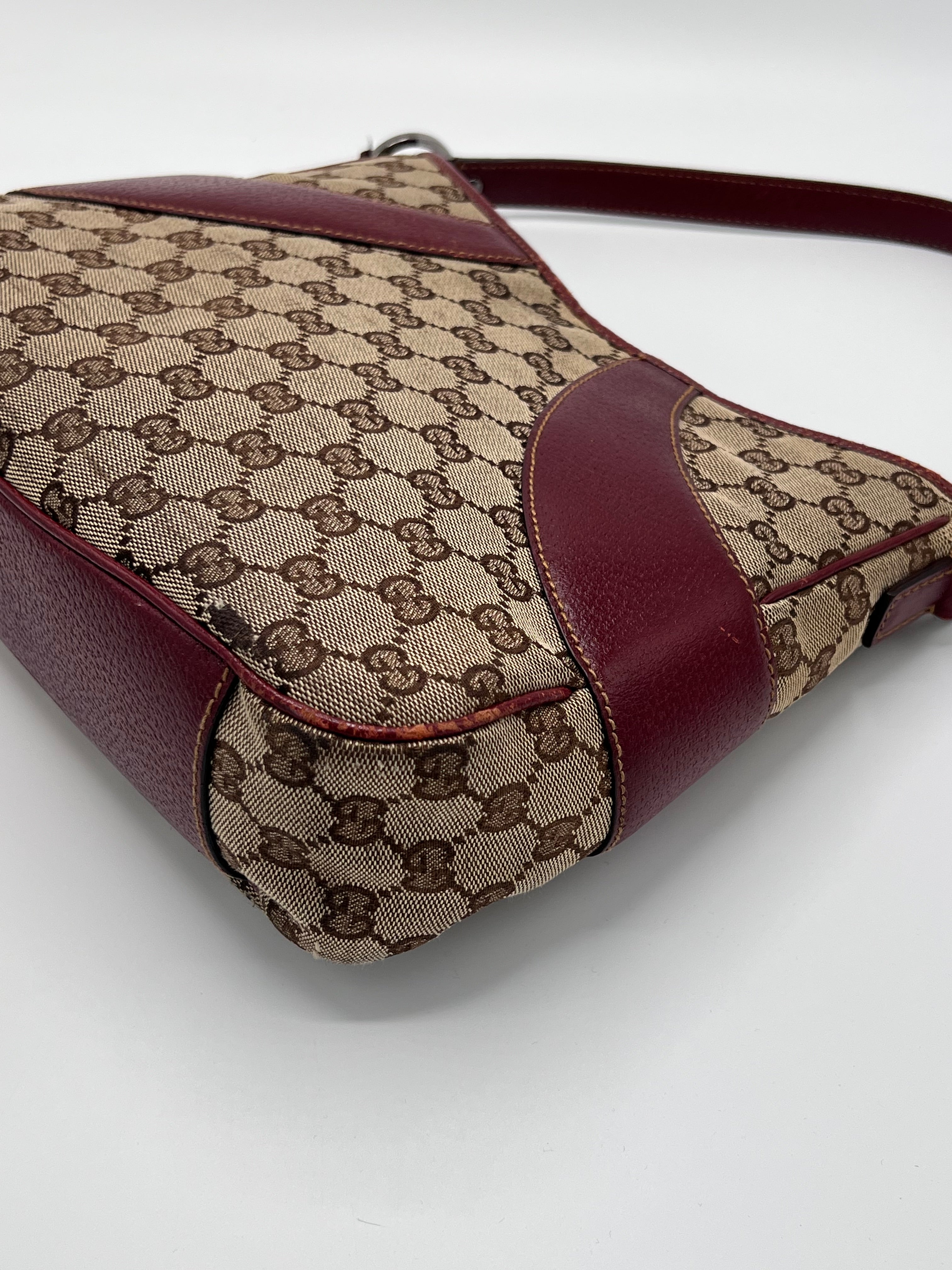 Gucci Hobo Handbag Wine Red