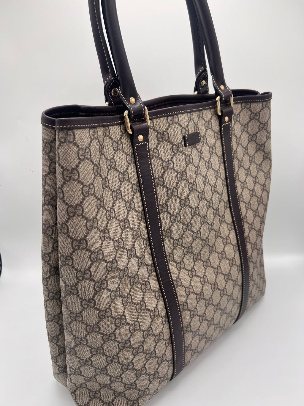 GUCCI SUPREME TOTE BAG