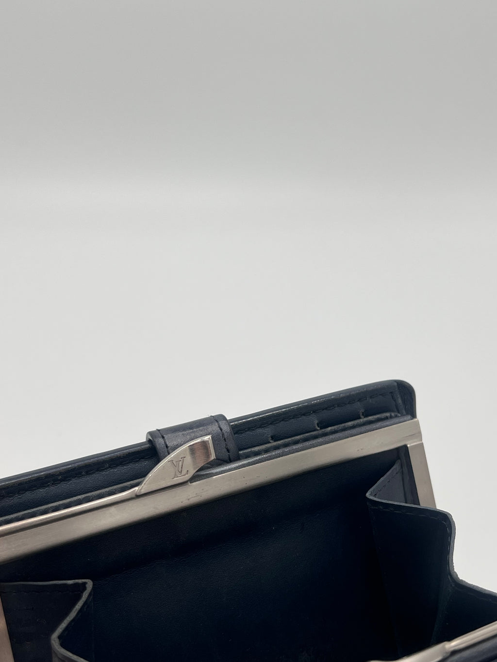LOUIS VUITON VERNIS FRENCH WALLET