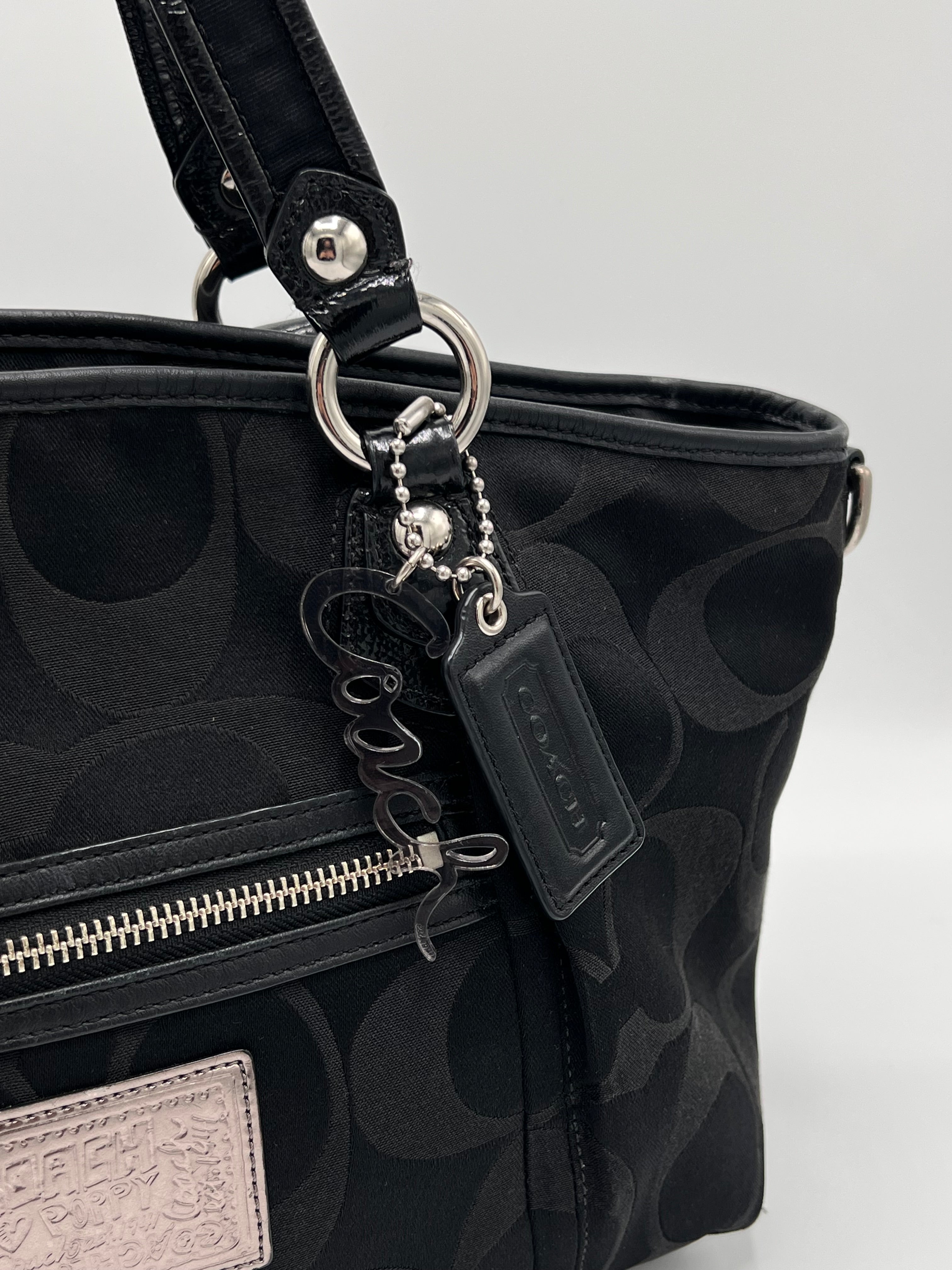 Coach Signature Poppy Shoulderbag
