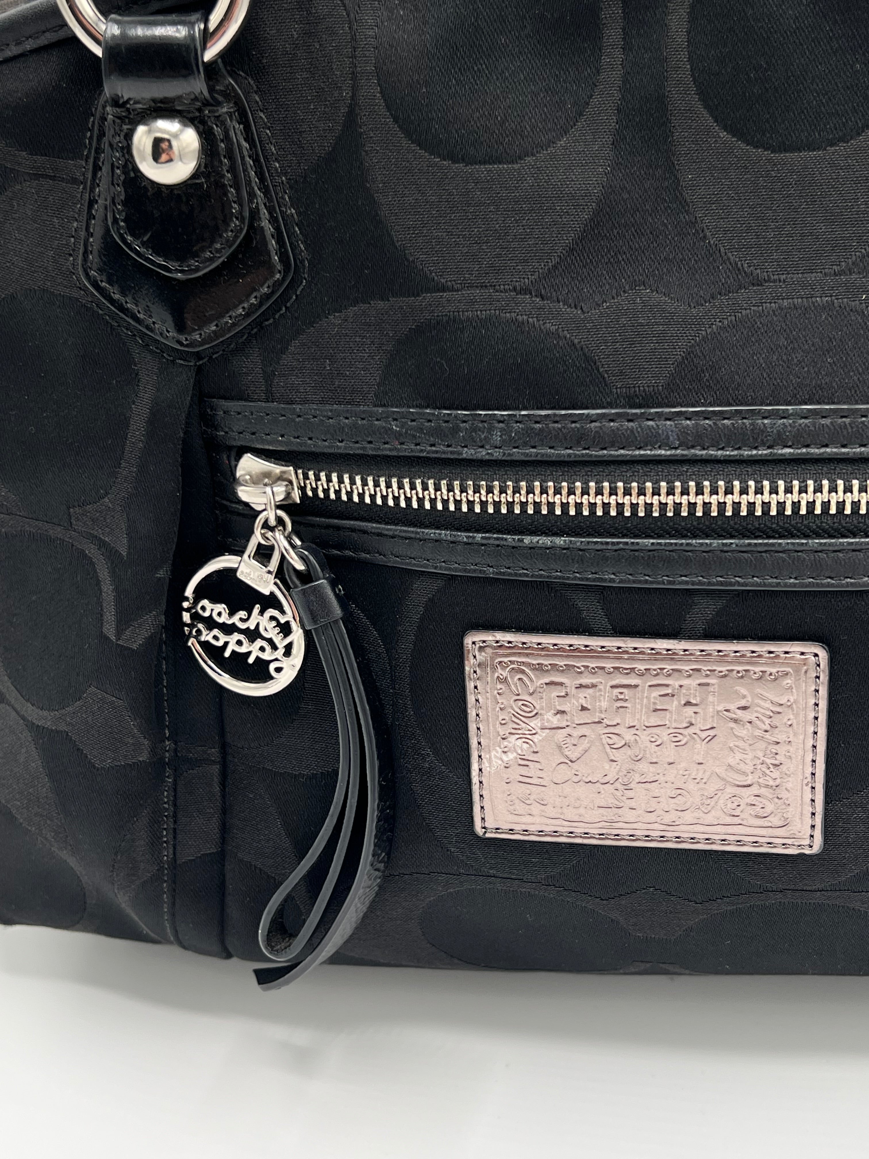 Coach Signature Poppy Shoulderbag