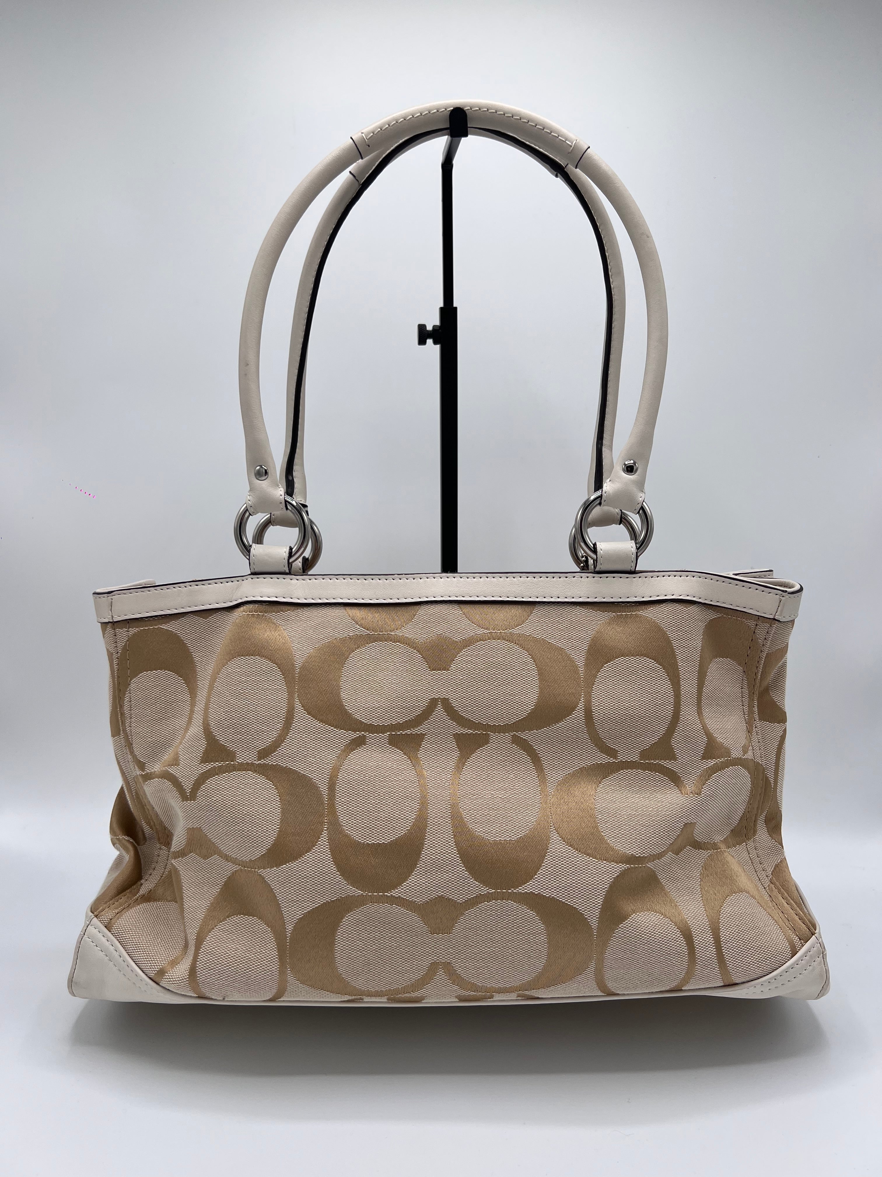 Coach Signature Monogram Shoulderbag