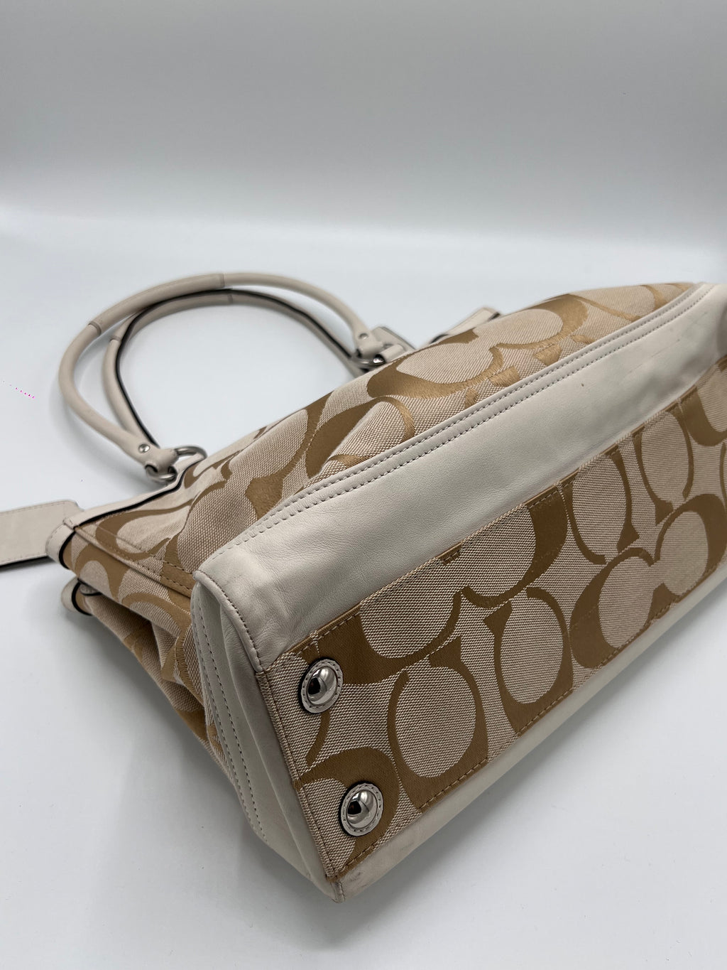 Coach Signature Monogram Shoulderbag